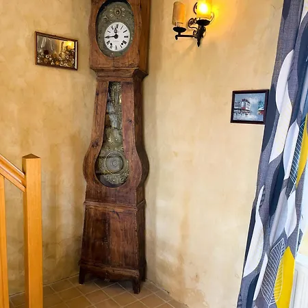 Le Fournil De Mere Eglise בית נופש